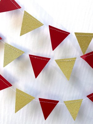 Maroon and Gold Glitter Triangle Graduation Bunting, University Commencement Party Garland, Minnesota Colors, Calvin Dorm Decor, Grad Party