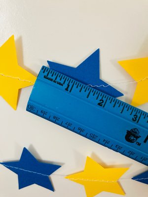 Royal Blue and Yellow Star Garland, Blue and Yellow Graduation Decoration, U of California Grad, U of Delaware Graduation, Dorm Decoration