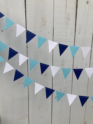 Graduation Decoration, Light Blue and Navy Garland, Columbia University Decor, Triangle Bunting, Roger Williams University, Dorm Decoration
