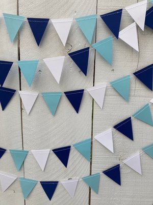 Graduation Decoration, Light Blue and Navy Garland, Columbia University Decor, Triangle Bunting, Roger Williams University, Dorm Decoration