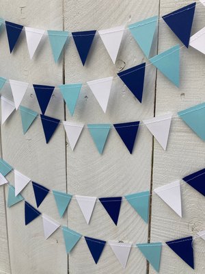 Graduation Decoration, Light Blue and Navy Garland, Columbia University Decor, Triangle Bunting, Roger Williams University, Dorm Decoration