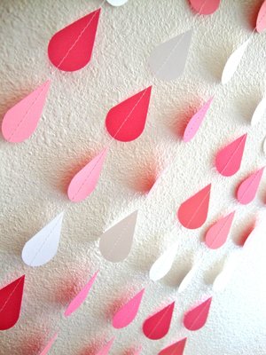White and Pink Raindrops, Pink Sprinkle Garland, Raindrop Garland, Girl Baby Shower, Shower Decoration, Baby Shower Backdrop, Girl Sprinkle