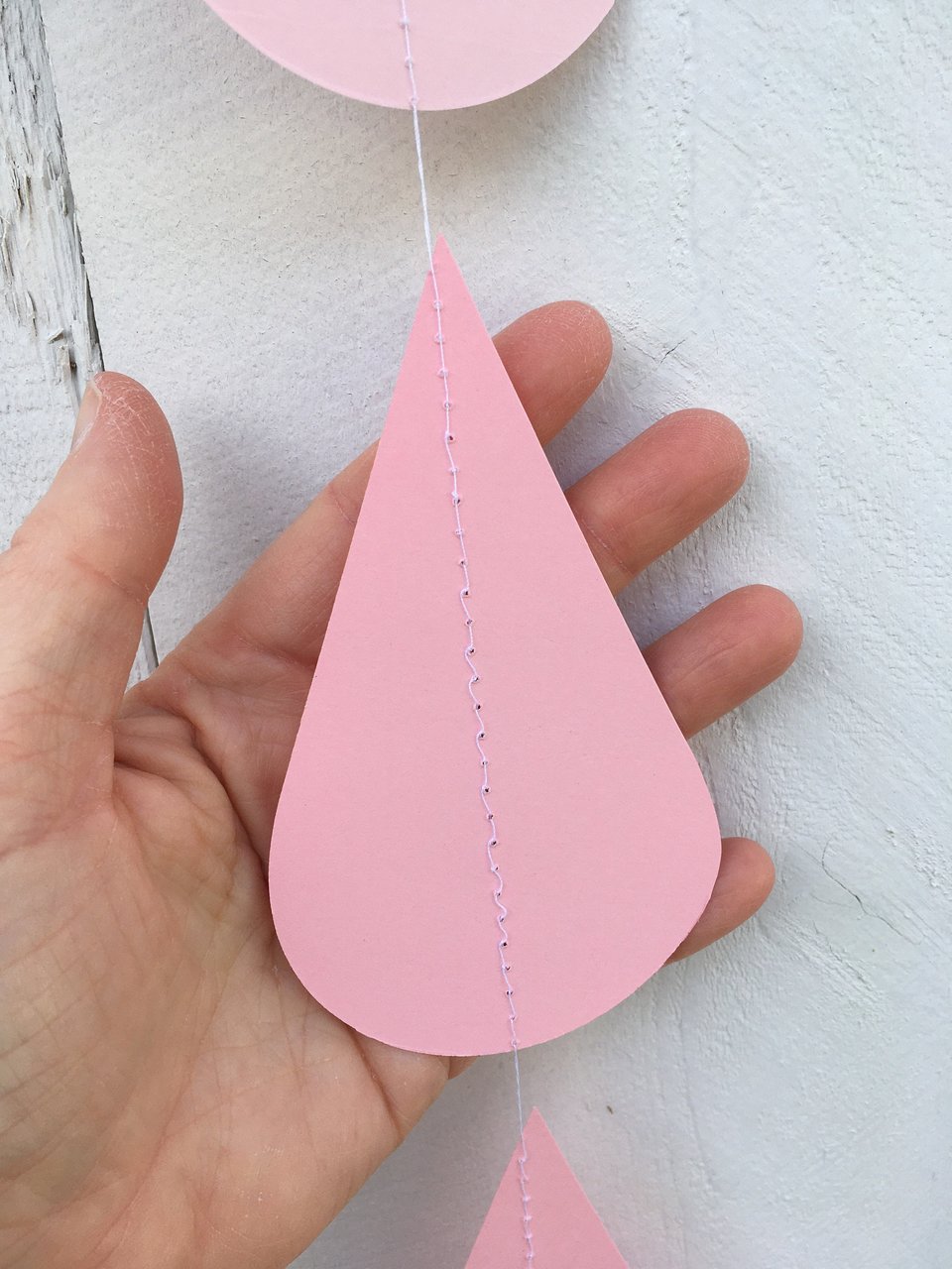 Large Pink Raindrop Garland, Pink Ombré Raindrops, Girl Baby Shower Decor, Sprinkle Shower Garlands, Virtual Baby Shower Backdrop, Pink Rain