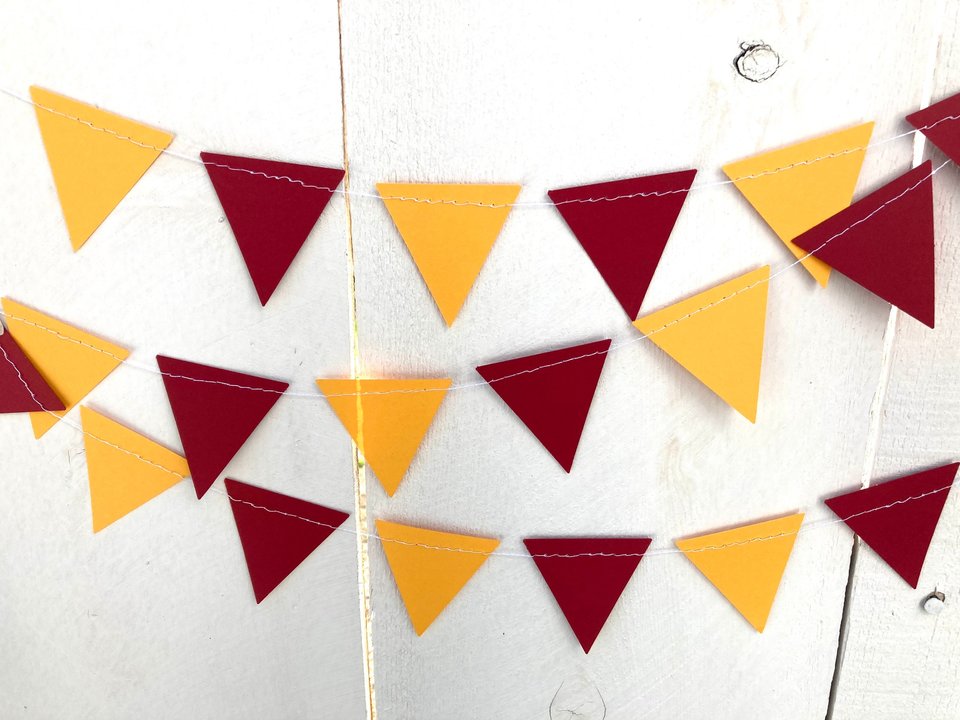 Maroon and Gold Graduation Party Bunting, Burgundy and Yellow Triangle Garland, University of Minnesota Dorm Decoration, Back to School