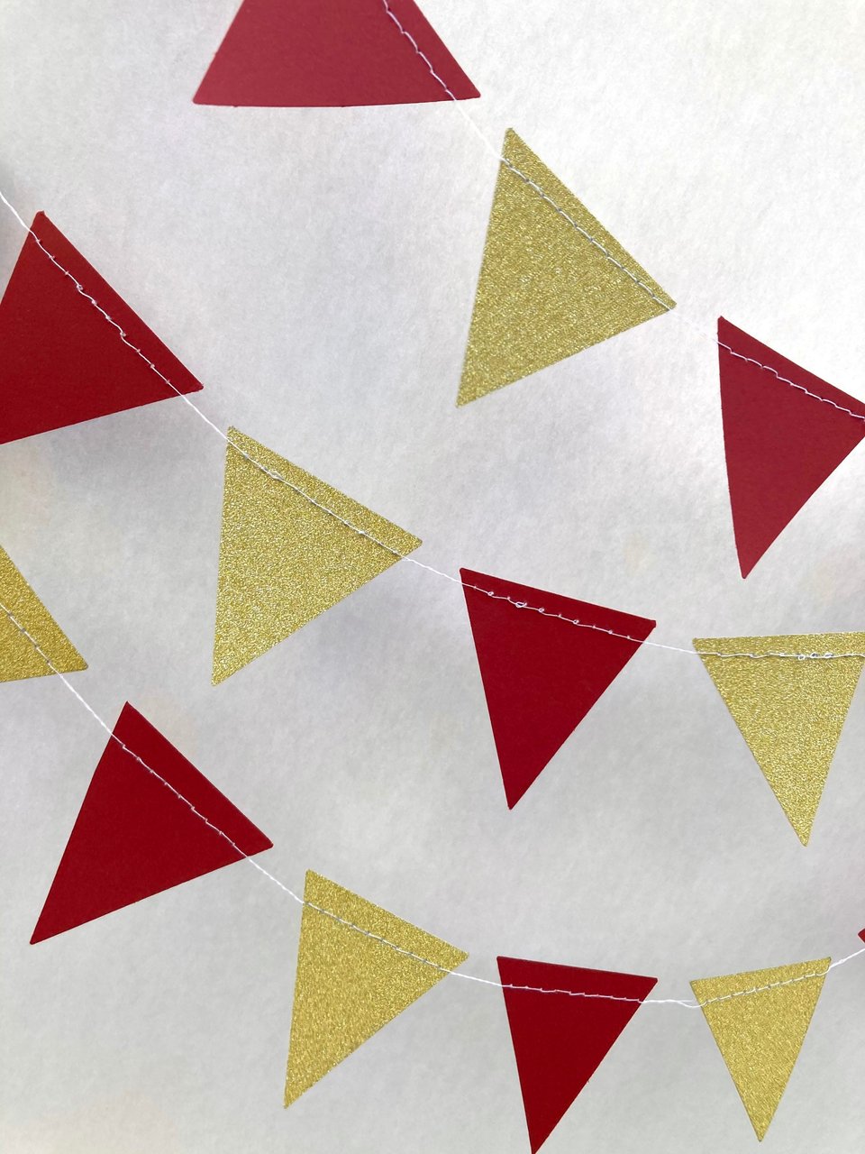 Maroon and Gold Glitter Triangle Graduation Bunting, University Commencement Party Garland, Minnesota Colors, Calvin Dorm Decor, Grad Party