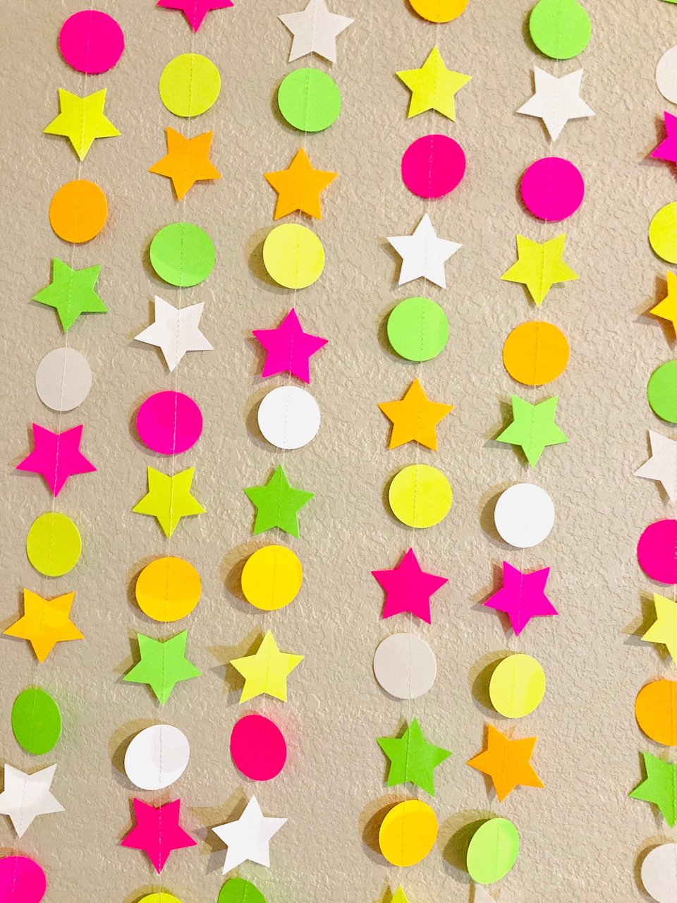 Glow Party Decorations, Neon Star Circle Garland, Black Light Party Decor, Fluorescent Garland, Sweet 16 Glow Party, 80s Party, Skate Party