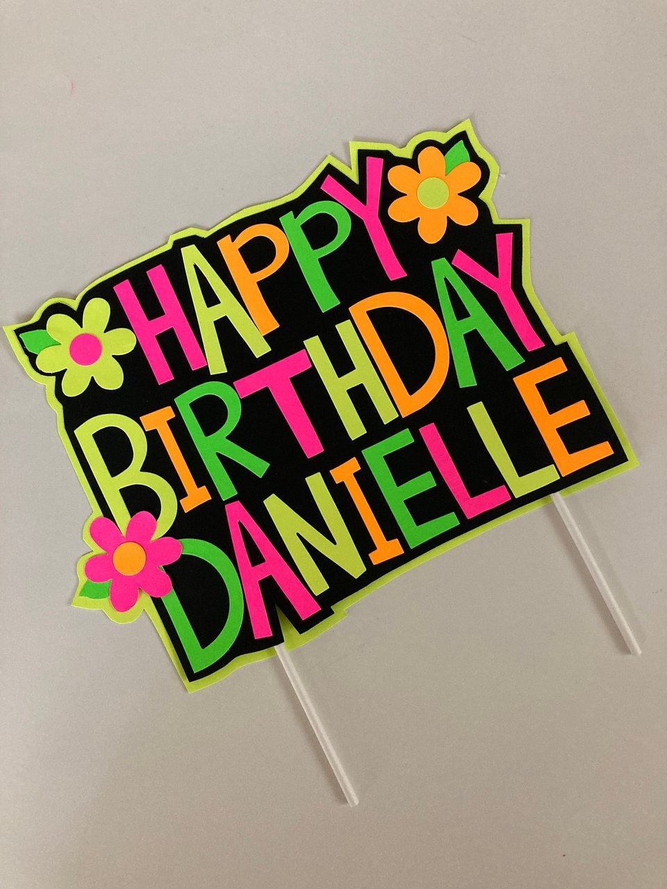 Neon Cake Topper, Girl Glow Party, Retro Birthday Cake, Glow Party Supplies, Personalized Cake Topper, 80s Birthday, Flower Cake Decor