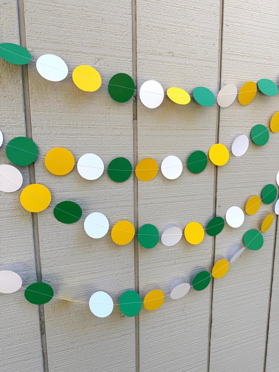 Green Yellow White Circle Garland, Green and Yellow School Streamers, Graduation Party Decor, Baylor University, U of Oregon Graduate