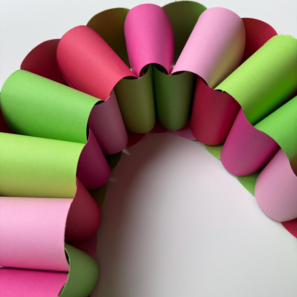 Chunky Christmas Paper Chain, DIY Paper Chain Kit, Christmas Fireplace Mantel Decor, Holiday Craft Activity, Pink Christmas Decor
