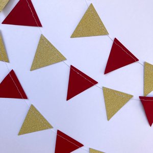 Maroon and Gold Glitter Triangle Graduation Bunting, University Commencement Party Garland, Minnesota Colors, Calvin Dorm Decor, Grad Party