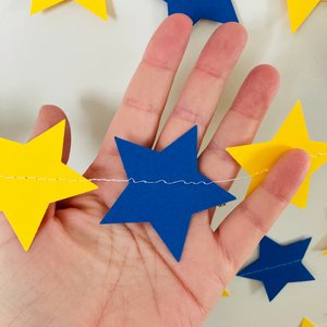 Royal Blue and Yellow Star Garland, Blue and Yellow Graduation Decoration, U of California Grad, U of Delaware Graduation, Dorm Decoration