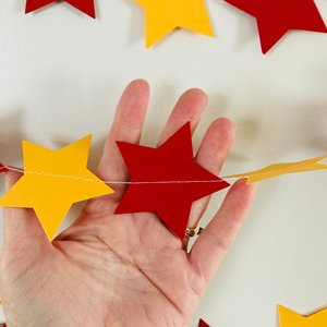 Star Graduation Paper Garland, Cardinal Red and Gold Star Bunting, Dorm Decor, Graduation Party Streamer, Southern California University