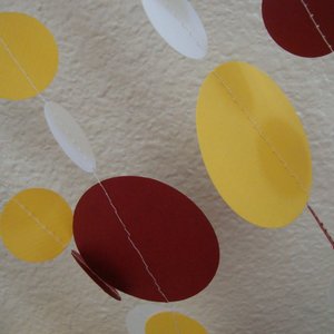 Maroon and Gold Graduation Garland, Burgundy and Yellow Paper Circle Bunting, School Color Graduation Party Decor, Minnesota Colors