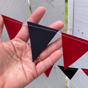 Red and Black Graduation Garland, Bed Party Triangle Bunting, Crimson and Black, Harvard Decor, Graduation Party Decoration, Stanford