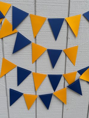 Large Blue and Gold Pennant Garland, UC Berkeley Graduation, Bed Party Bunting, Decision Day, Dorm Decor, Michigan, Notre Dame, California