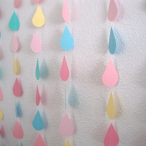 Pastel Sprinkle Garland, Raindrop Garland, Baby Shower Backdrop, Baby Shower Decor, Noah's Ark Party, Baby Sprinkle, Neutral Baby Shower