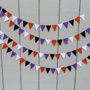 Summer Halloween garland, Halloween Party Decor, July Goth Pool Party Streamers, Classroom Decoration, Halfway to Halloween Bunting