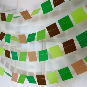 Green and Brown Square Party Garland, Minecraft Party Decoration, Minecraft Party Garland, Video Gaming Party Decoration, Pixel Garland