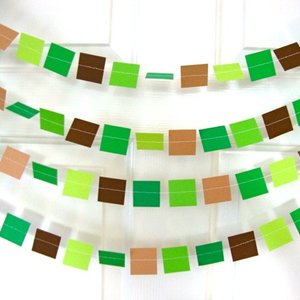 Green and Brown Square Party Garland, Minecraft Party Decoration, Minecraft Party Garland, Video Gaming Party Decoration, Pixel Garland