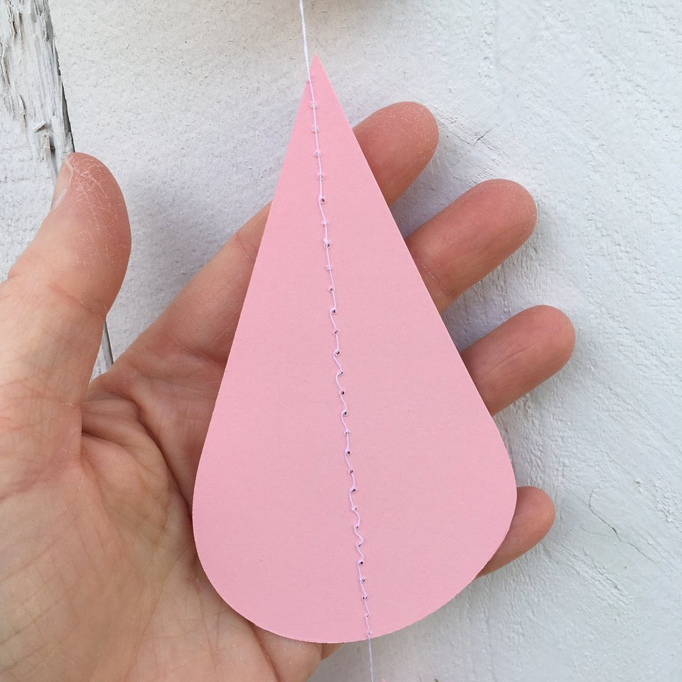 Large Pink Raindrop Garland, Pink Ombré Raindrops, Girl Baby Shower Decor, Sprinkle Shower Garlands, Virtual Baby Shower Backdrop, Pink Rain