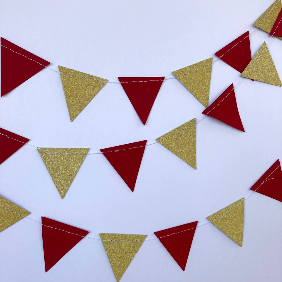 Maroon and Gold Glitter Triangle Graduation Bunting, University Commencement Party Garland, Minnesota Colors, Calvin Dorm Decor, Grad Party