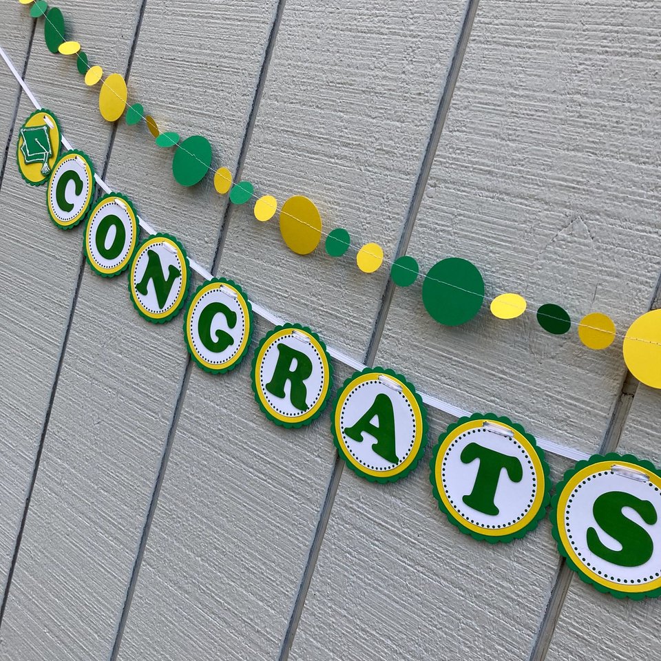 Graduation Banner and Garland, Congrats Banner, Green and Yellow Graduation Party Decor, University of Oregon custom banner, Baylor Grad