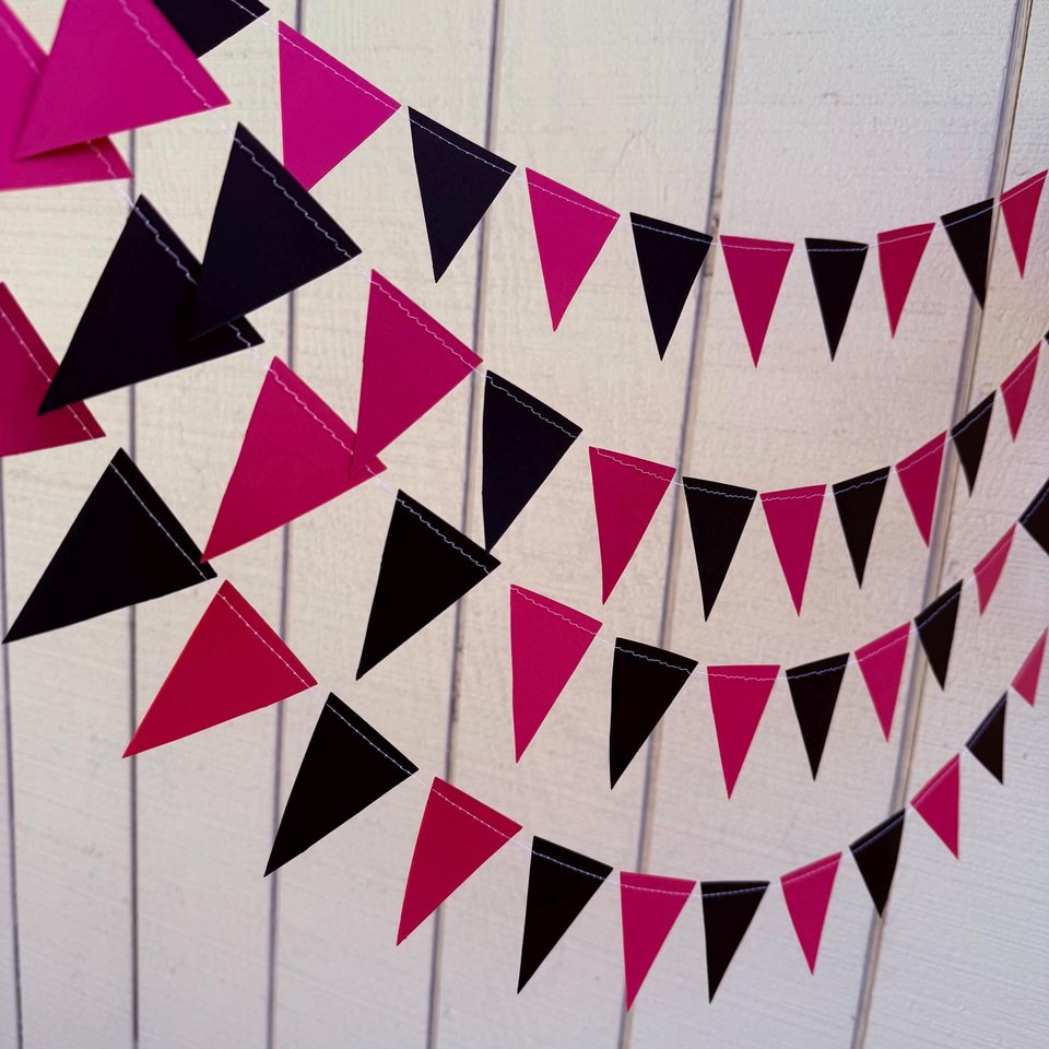 Red and Black Back to School Party Garland, San Diego State Dorm Decor, College Send Off Party Decor, Oklahoma State, Farewell Gift
