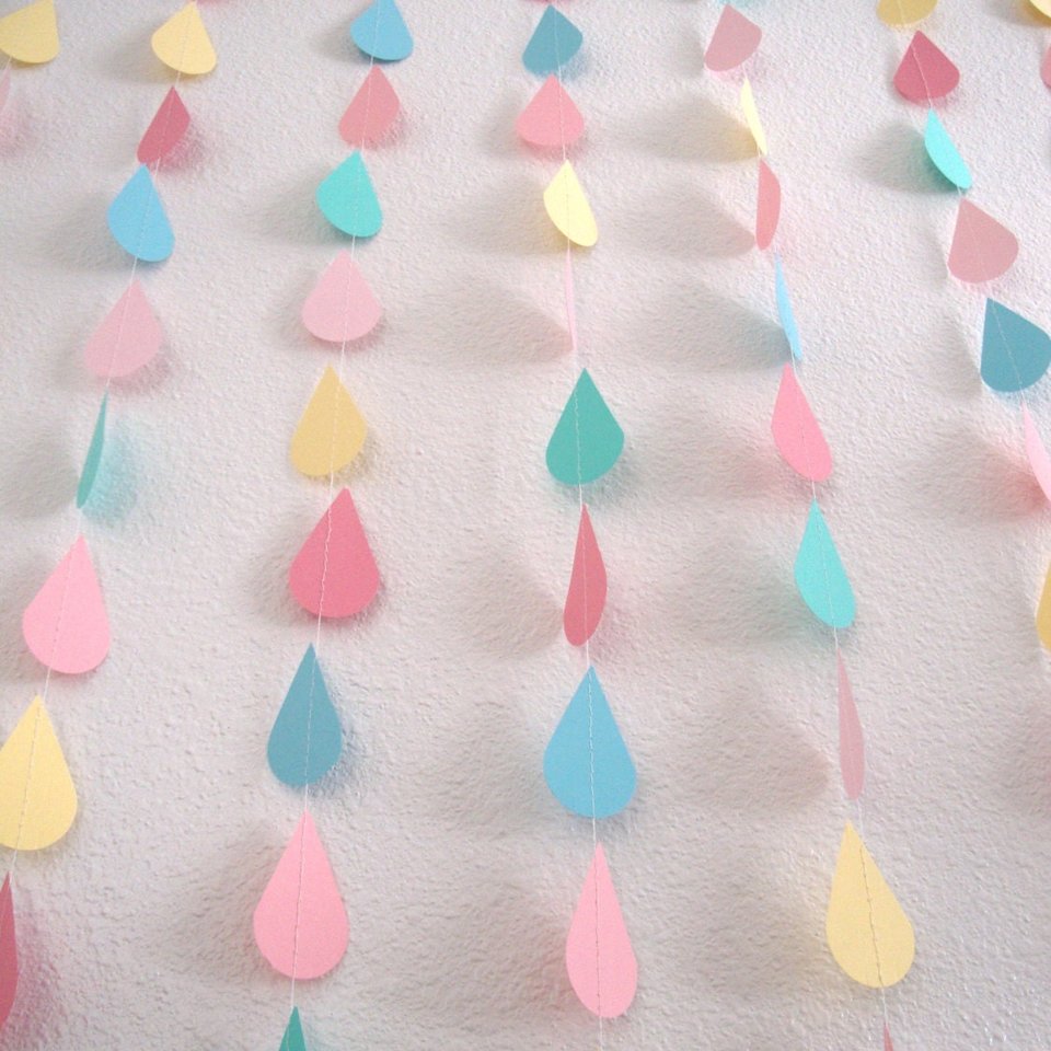 Pastel Sprinkle Garland, Raindrop Garland, Baby Shower Backdrop, Baby Shower Decor, Noah's Ark Party, Baby Sprinkle, Neutral Baby Shower