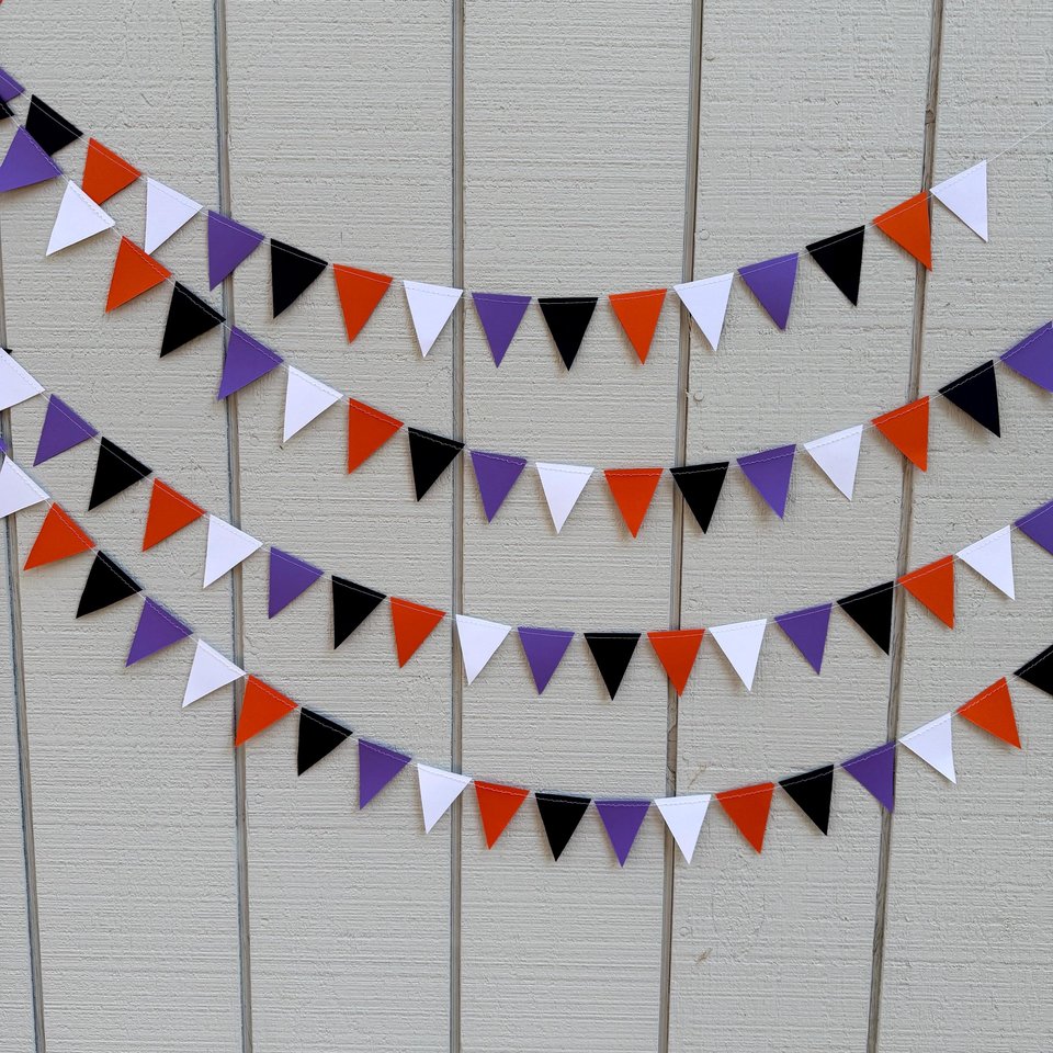 Summer Halloween garland, Halloween Party Decor, July Goth Pool Party Streamers, Classroom Decoration, Halfway to Halloween Bunting