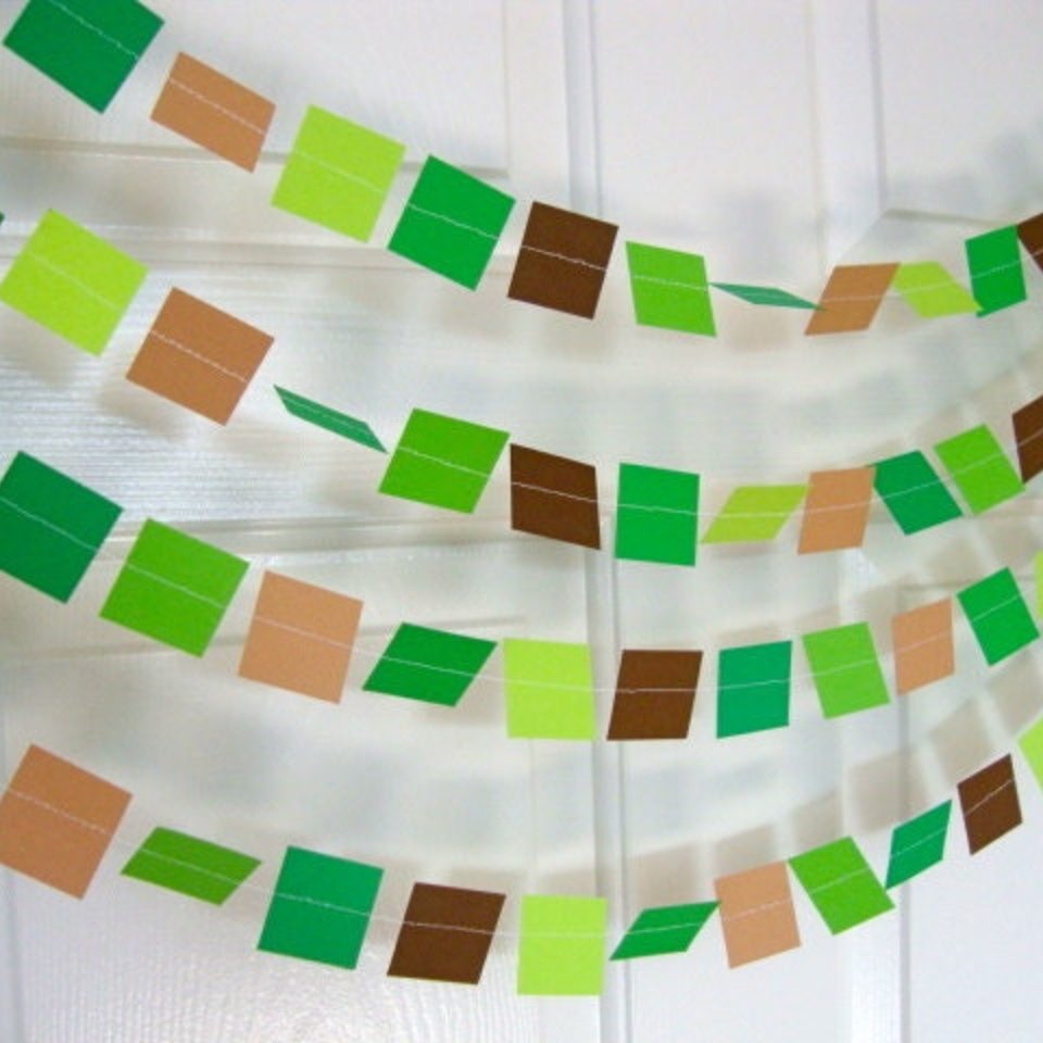 Green and Brown Square Party Garland, Minecraft Party Decoration, Minecraft Party Garland, Video Gaming Party Decoration, Pixel Garland