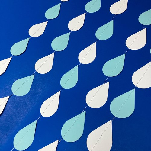 Blue and white raindrop garland, Boy baby shower, Dangling paper raindrops, Fake rain, Baby sprinkle backdrop, Baby shower decoration