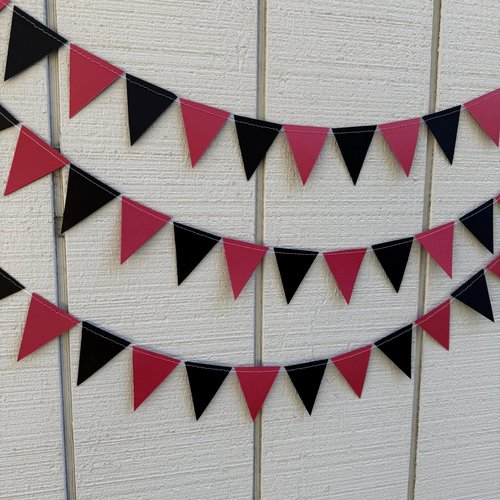 University of South Carolina Graduation Garland, Black and Garnet Red Pennant Flags, Graduation Decoration, Bed Party, Decision Day Streamer